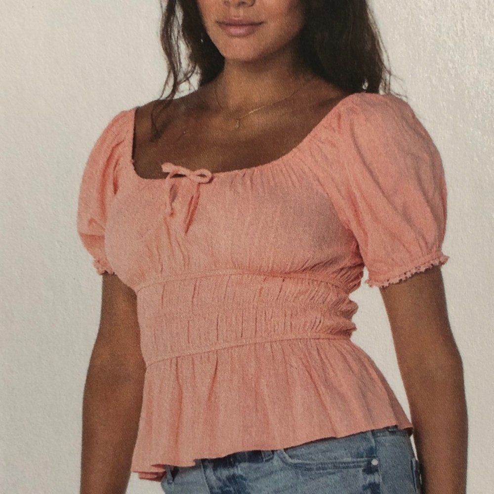 Celebrity Pink Coral Puff-Sleeve  Top NWT